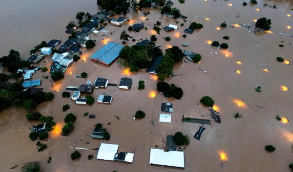 Farmacêuticos assumem protagonismo no auxílio às vítimas das enchentes RS