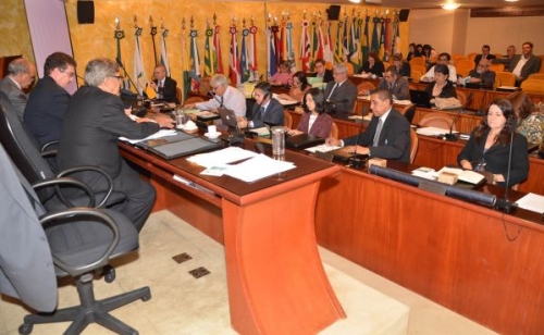 CRF-SE discute jornada de trabalho em Brasília